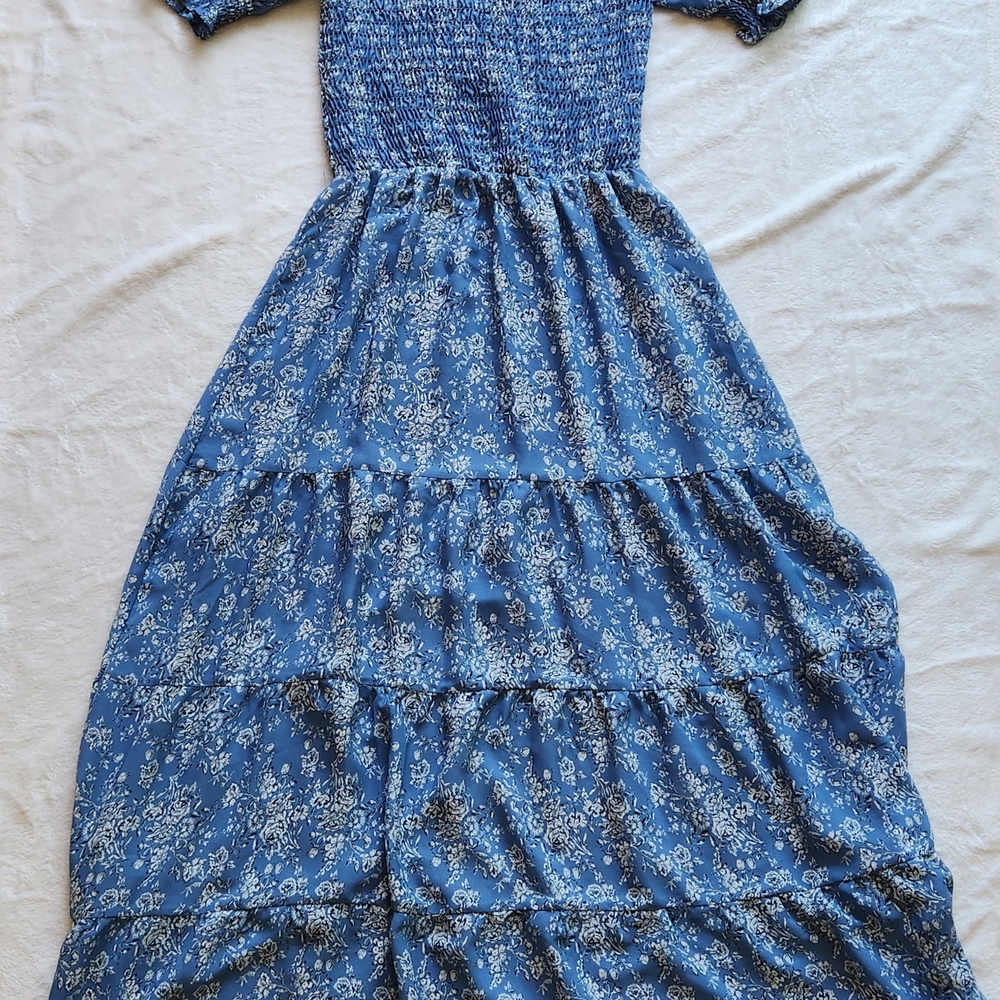 LIKE NEW Max Studio Smocked Tiered Maxi Dress in Denim Rosette Toile